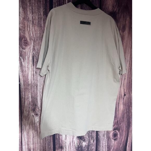 Fear Of God ESSENTIALS XL Earth Tone Shirt Sleeve Designer Streetwear T Shirt - Picture 9 of 10